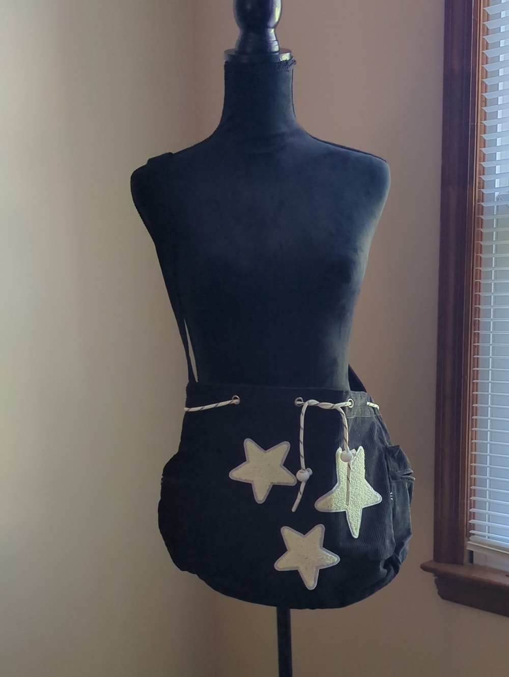 Black Star Appliqué Crossbody Bag - Unbranded